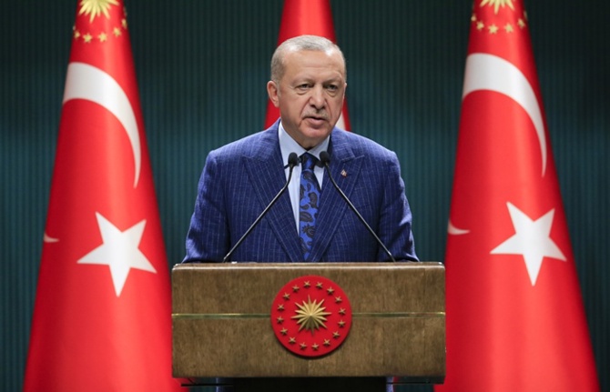 Cumhurbaşkanı Erdoğan açıkladı: Kısa çalışma ödeneği 1 ay uzatıldı