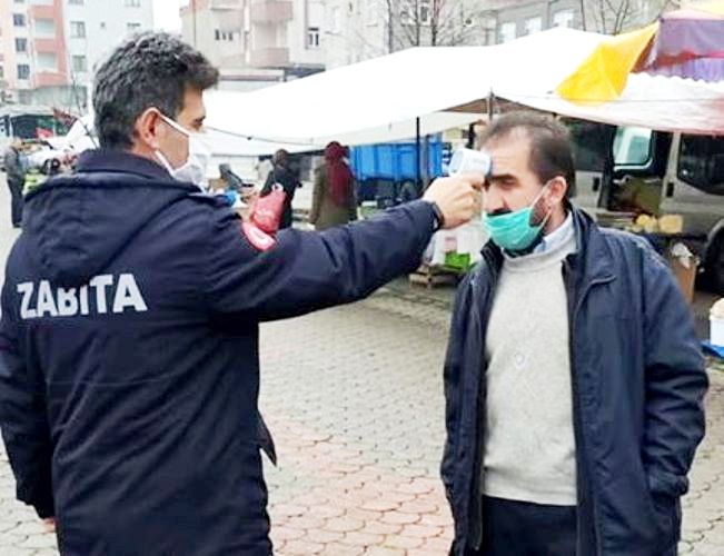 Araklı'da Maskesi Olmayanlar Pazara Alınmadı